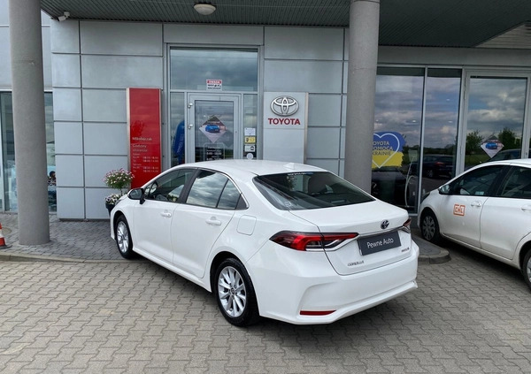 Toyota Corolla cena 89900 przebieg: 97504, rok produkcji 2022 z Sępólno Krajeńskie małe 211